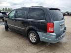 2010 Chrysler Town & Country Touring