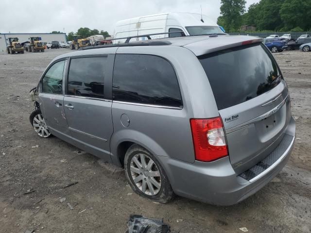 2016 Chrysler Town & Country Touring