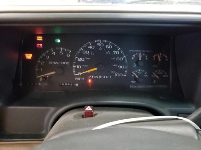 2000 Chevrolet GMT-400 C2500