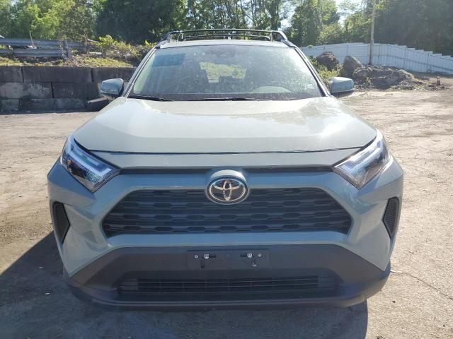 2023 Toyota Rav4 XLE