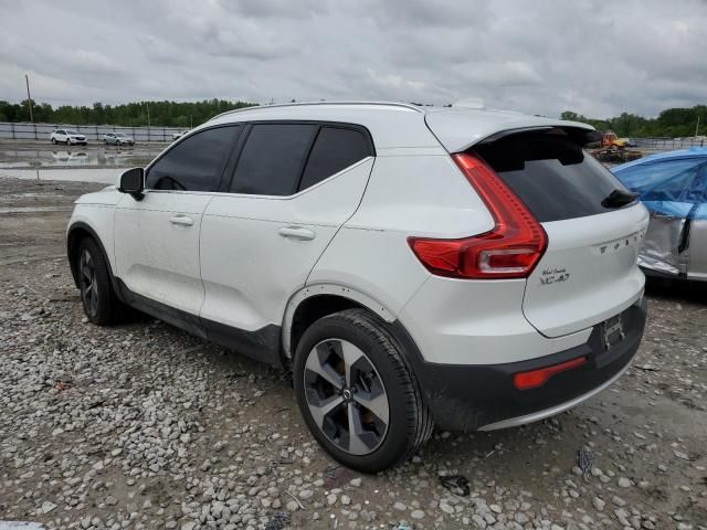 2023 Volvo XC40 Plus