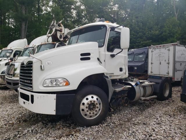 2016 Mack 600 CXU600