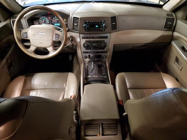 2006 Jeep Grand Cherokee Laredo