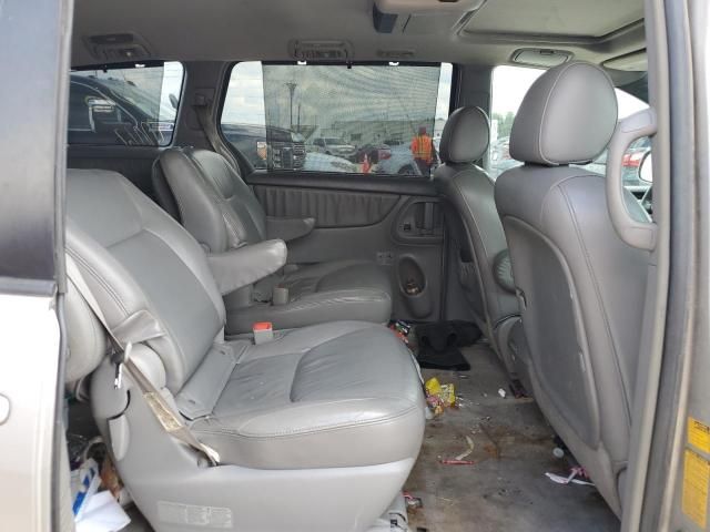 2007 Toyota Sienna XLE