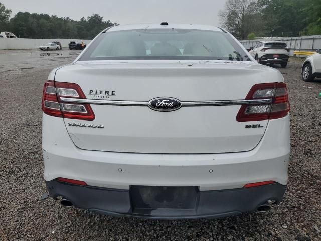 2013 Ford Taurus SEL