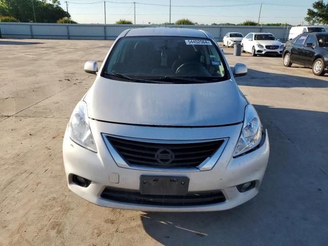 2013 Nissan Versa S