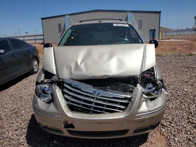 2007 Chrysler Town & Country Limited