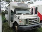 2011 Ford Econoline E450 Super Duty Cutaway Van