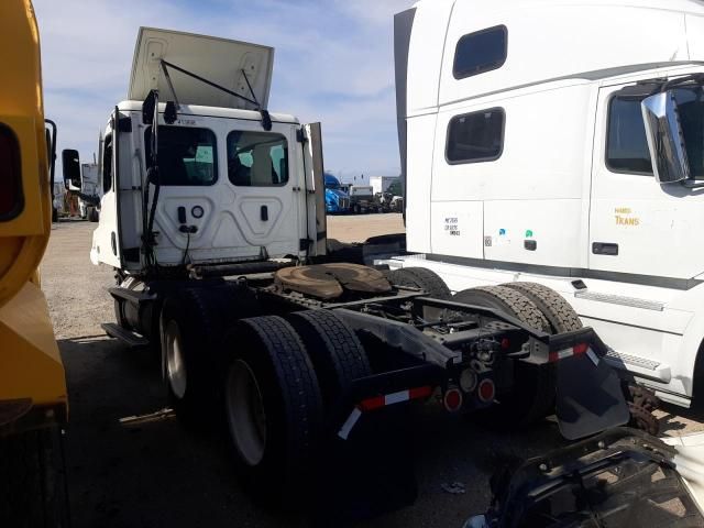 2022 Freightliner Cascadia 116