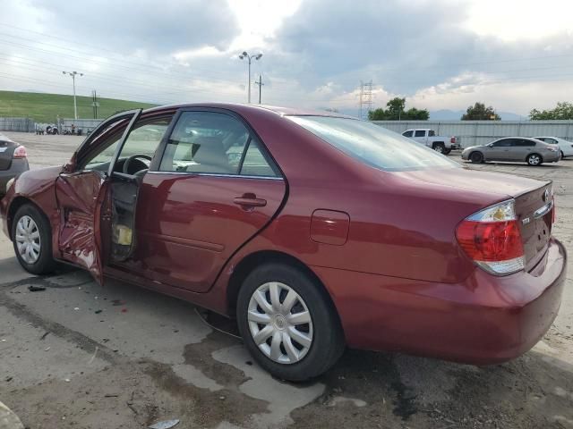 2005 Toyota Camry LE