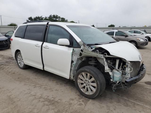 2011 Toyota Sienna XLE