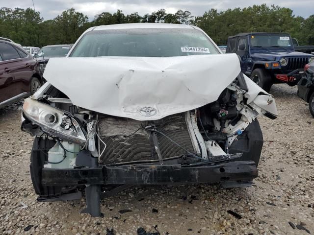 2014 Toyota Sienna