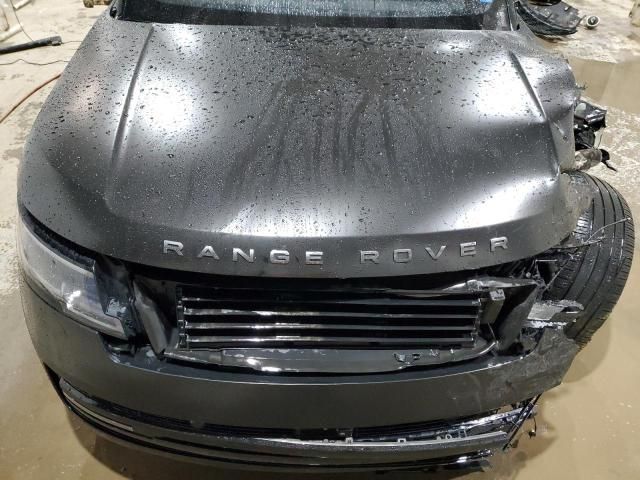 2023 Land Rover Range Rover SE