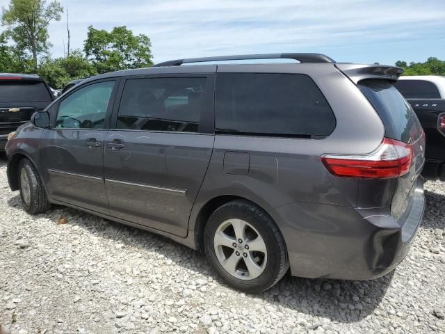 2015 Toyota Sienna LE