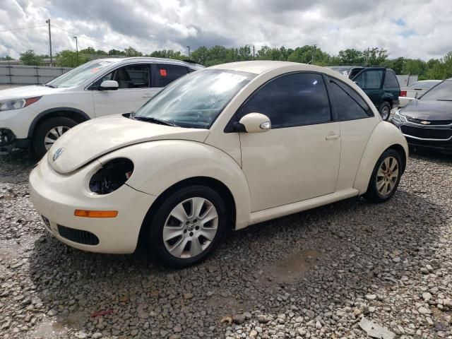 2010 Volkswagen New Beetle