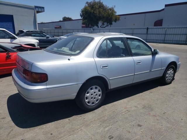 1996 Toyota Camry DX