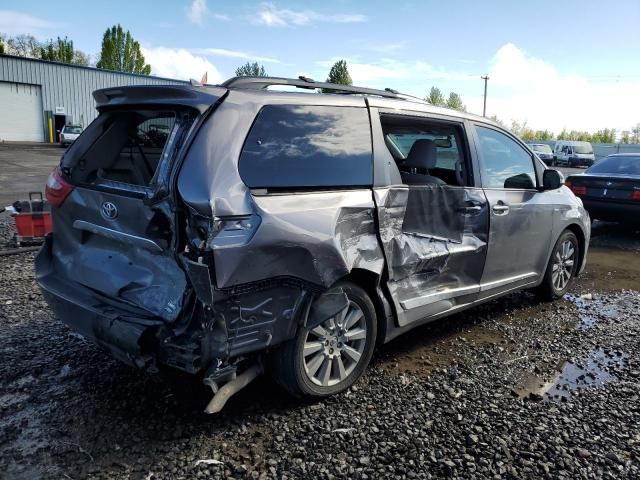 2017 Toyota Sienna XLE