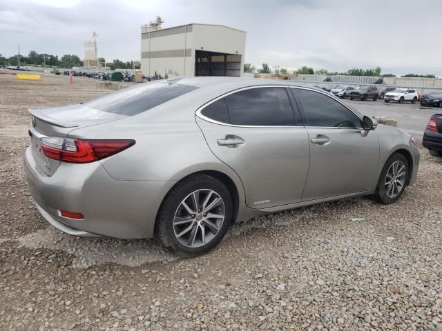 2018 Lexus ES 300H