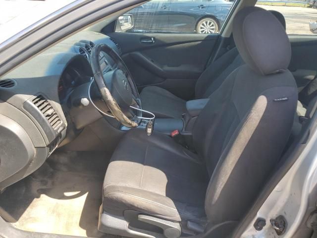 2010 Nissan Altima Base