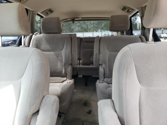 2005 Toyota Sienna CE