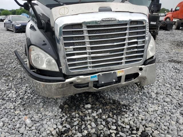 2016 Freightliner Cascadia 125