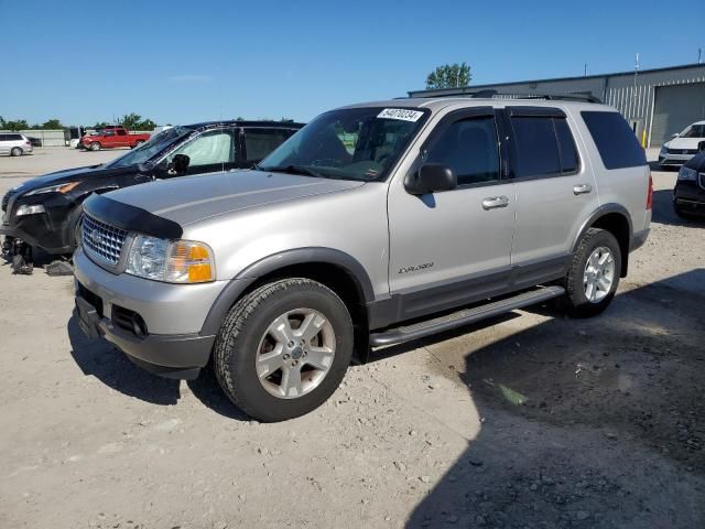 2004 Ford Explorer XLT