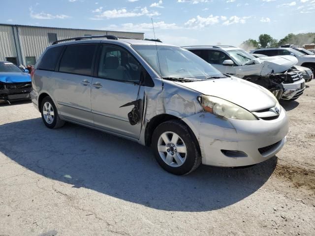 2006 Toyota Sienna CE