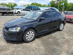 Salvage cars for sale at East Granby, CT auction: 2013 Volkswagen Jetta Base