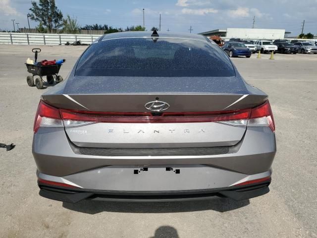 2022 Hyundai Elantra SEL