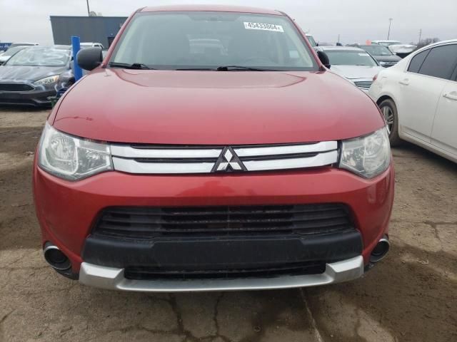 2015 Mitsubishi Outlander ES