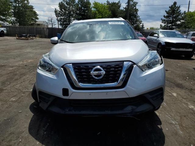 2019 Nissan Kicks S