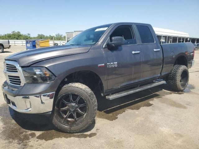 2015 Dodge RAM 1500 SLT