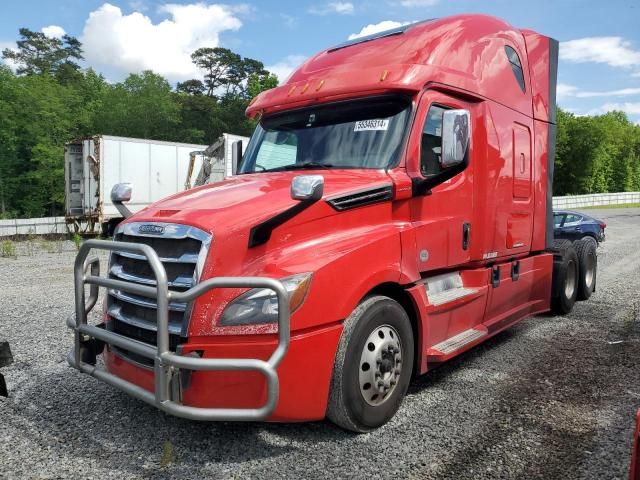 2018 Freightliner Cascadia 126