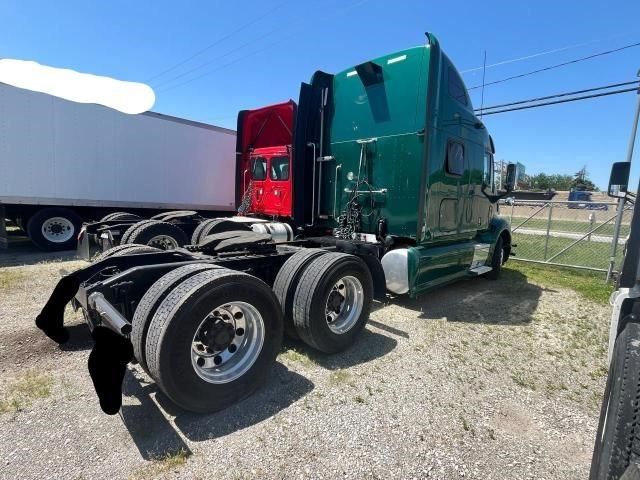 2014 Peterbilt 587