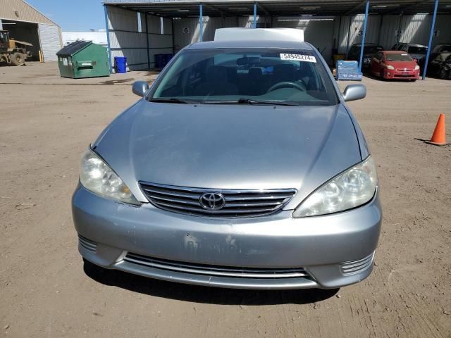 2005 Toyota Camry LE