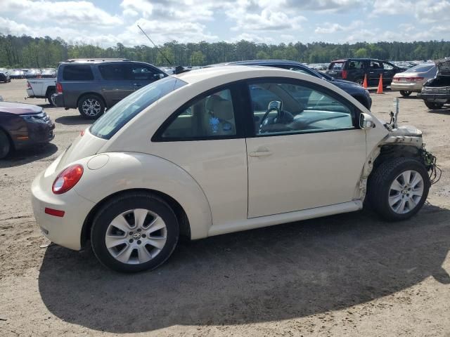 2010 Volkswagen New Beetle