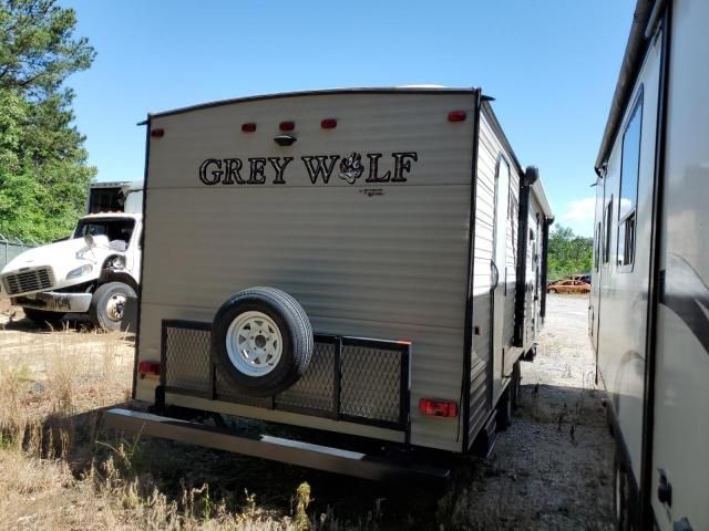 2016 Wildwood Grey Wolf