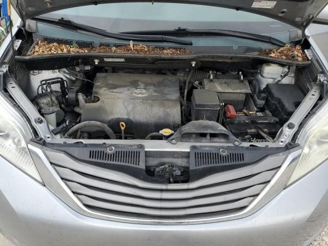 2012 Toyota Sienna XLE