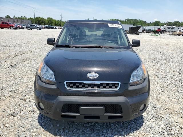 2010 KIA Soul +