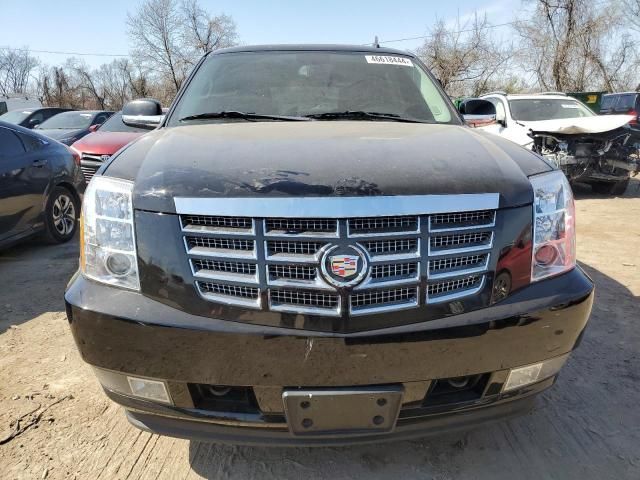 2013 Cadillac Escalade Luxury