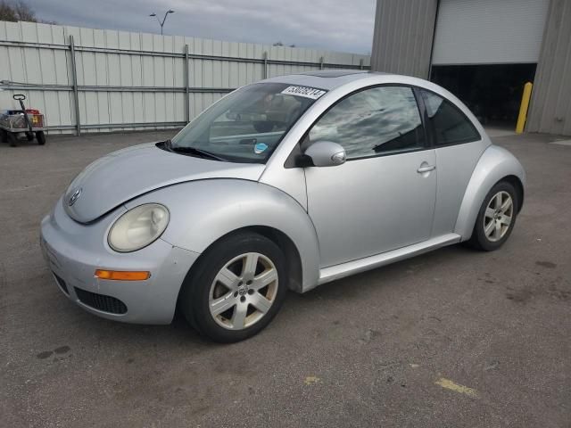 2007 Volkswagen New Beetle 2.5L Option Package 1