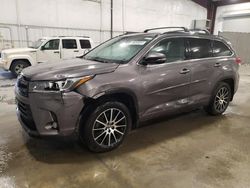 Salvage cars for sale at Avon, MN auction: 2017 Toyota Highlander SE