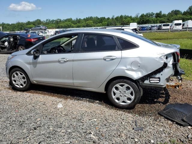 2013 Ford Fiesta SE