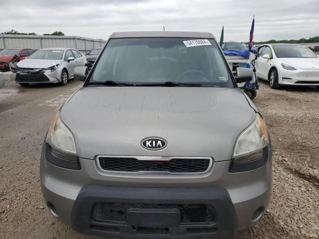 2010 KIA Soul +