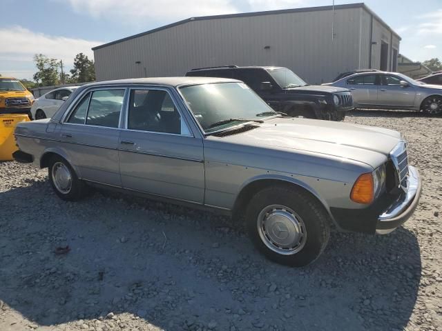 1982 Mercedes-Benz 240 D