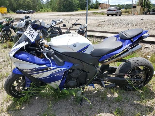 2014 Yamaha YZFR1