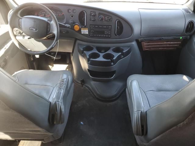 2007 Ford Econoline E350 Super Duty Wagon