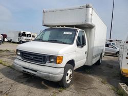 Salvage cars for sale from Copart Woodhaven, MI: 2007 Ford Econoline E450 Super Duty Cutaway Van