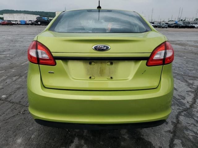 2013 Ford Fiesta SE