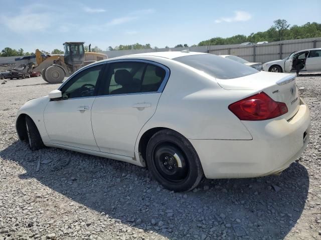 2015 Infiniti Q40